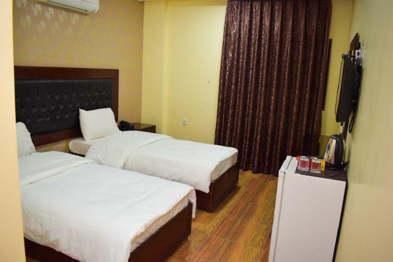 Hotel Magic Aqaba Bagian luar foto